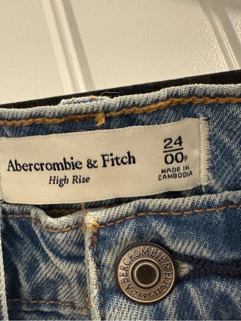 Abercrombie & Fitch Denim High-Rise Jeans in Light Blue with Tan Stitching